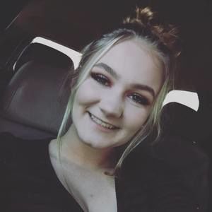 Meet your Posher, Abby